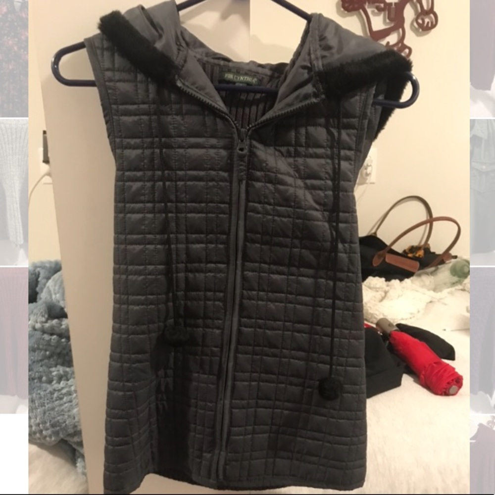 Hooded winter zip up vest